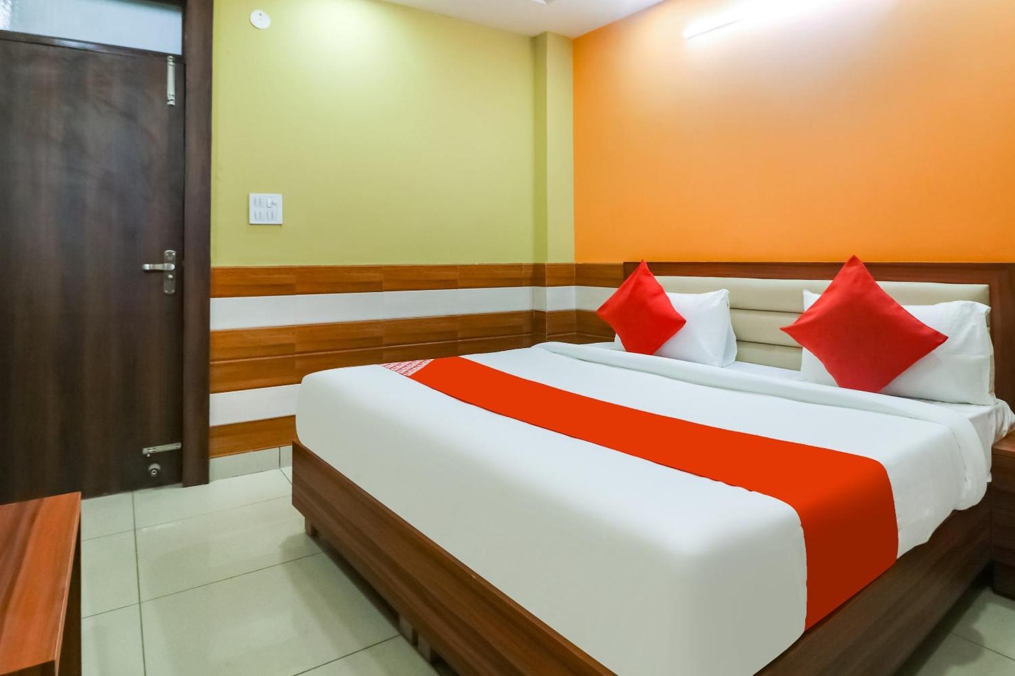 Hotel O Mayur Plaza เดลี ภายนอก รูปภาพ