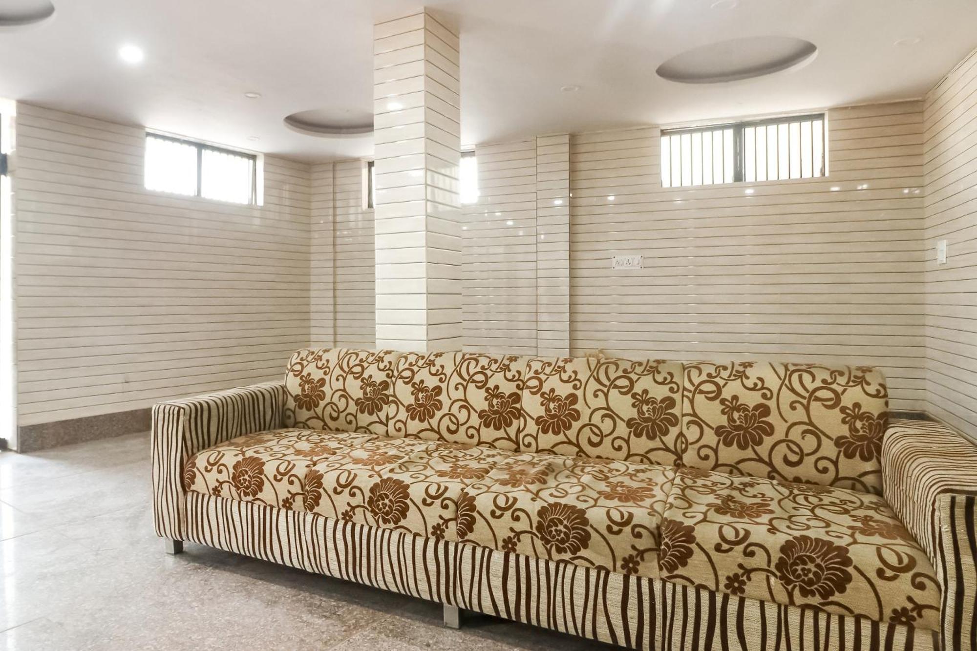 Hotel O Mayur Plaza เดลี ภายนอก รูปภาพ