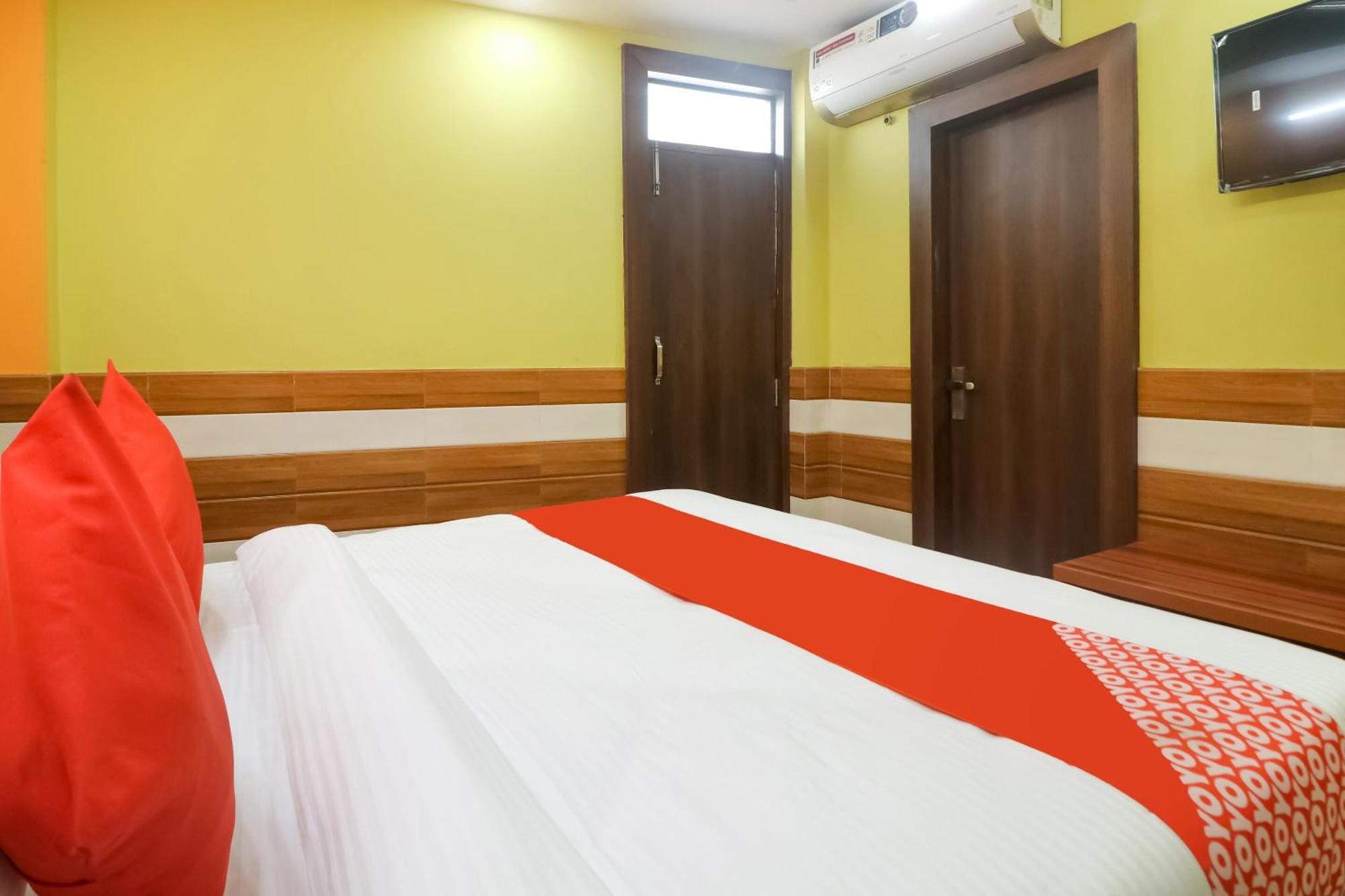 Hotel O Mayur Plaza เดลี ภายนอก รูปภาพ